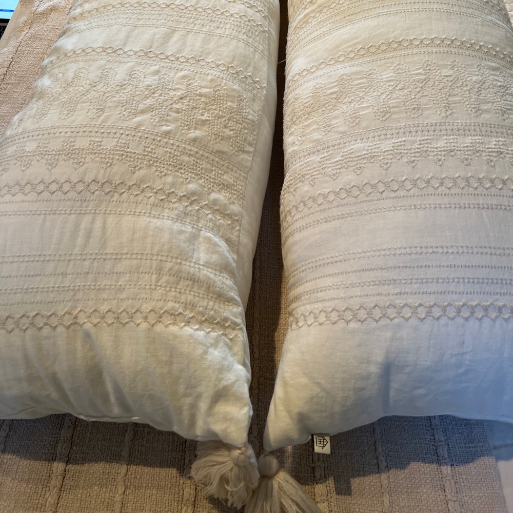 Hearth & Hand with Magnolia white lumbar pillow with tassels (x2)